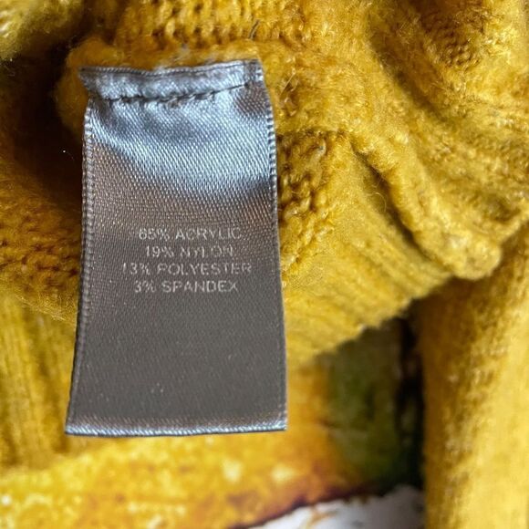 Marled Reunited Clothing 1/4 Zip Sweater with front pockets Mustard Small - Picture 3 of 9